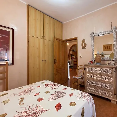 La Lantana Villa *