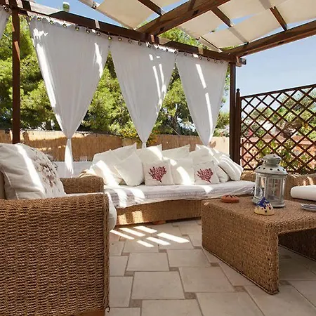 La Lantana Villa