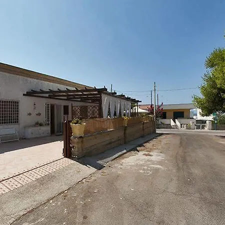 La Lantana Villa *